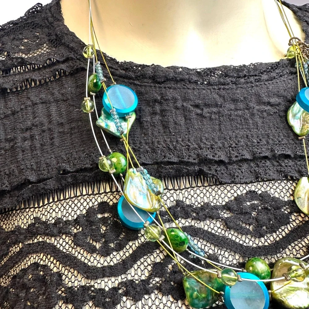 Boho Multi Strand Feather Necklace Turquoise Green Shell Bead Layered‎ Statement